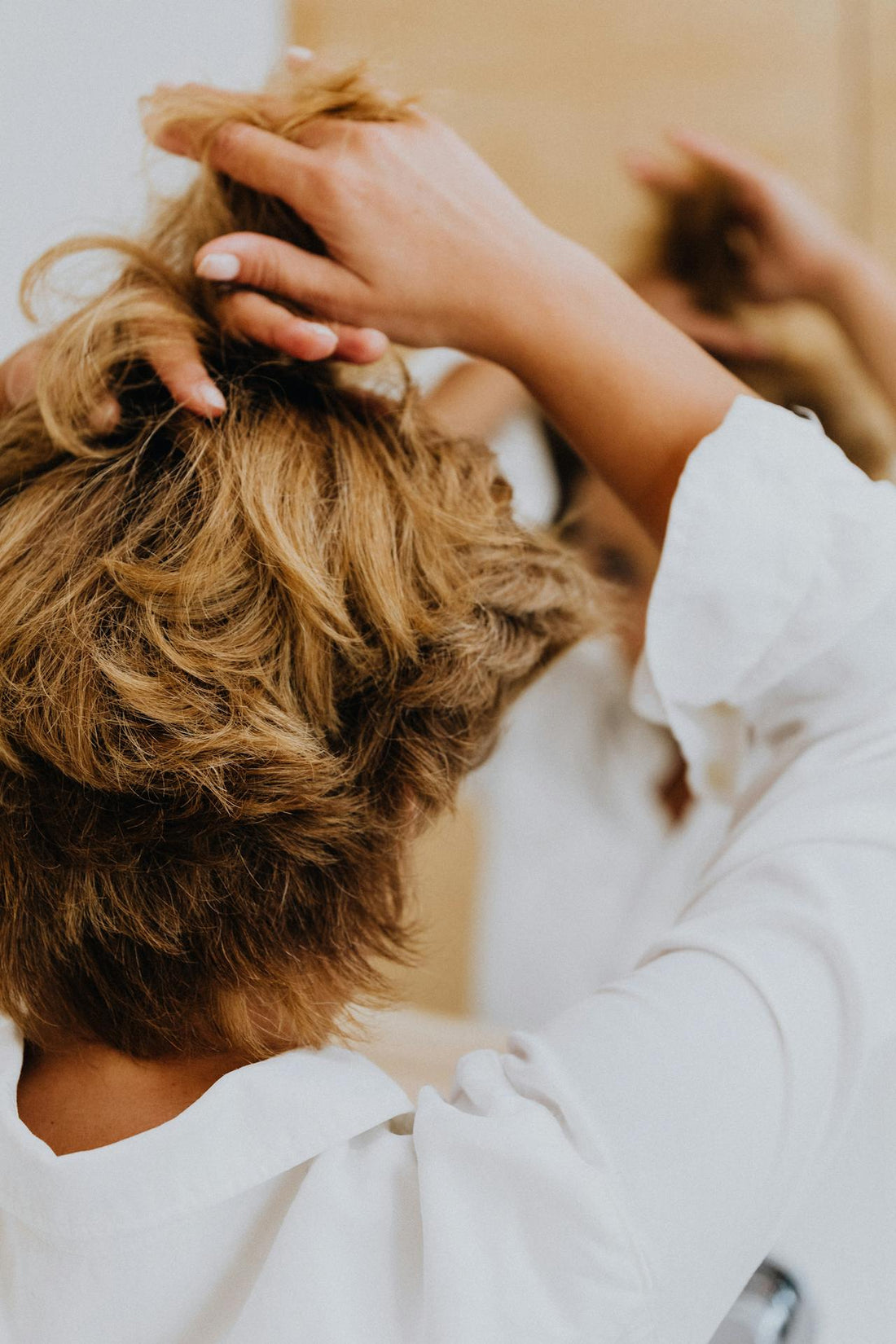 Cuir chevelu irrité : comment l’apaiser naturellement ?